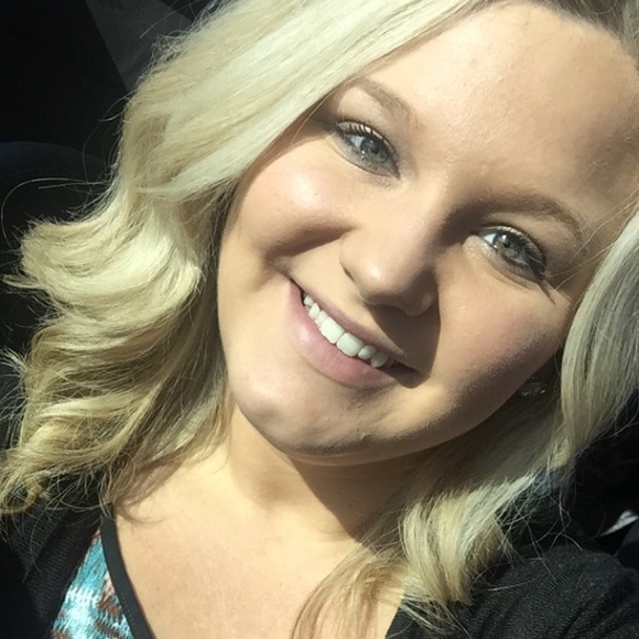 Meet your Posher, Daylan - Picture 1 of 1